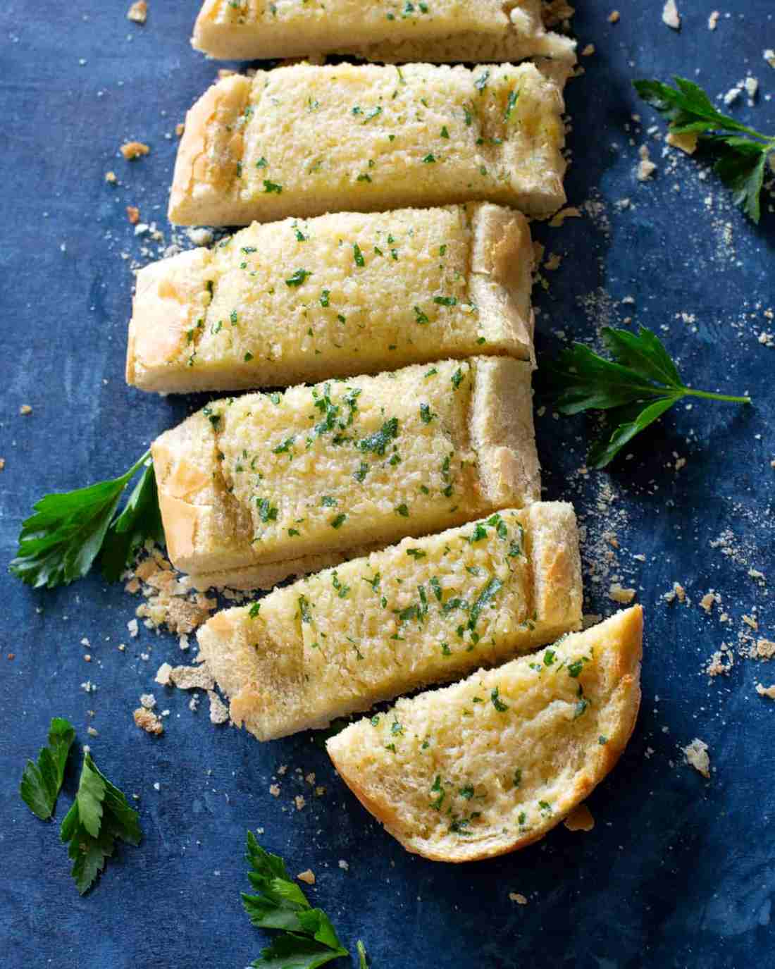 38 Easy Garlic Bread Recipes for Every Craving