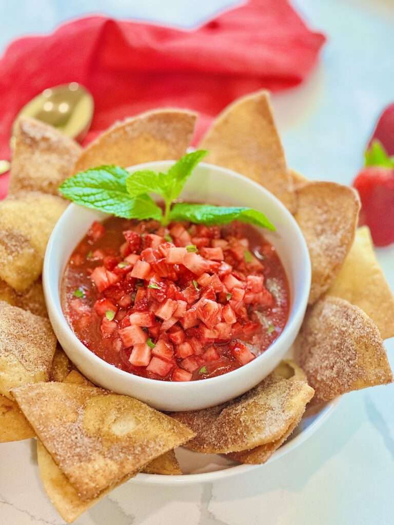Sweet strawberry salsa paired with crunchy cinnamon chip crumble, vanilla, and a hint of lime